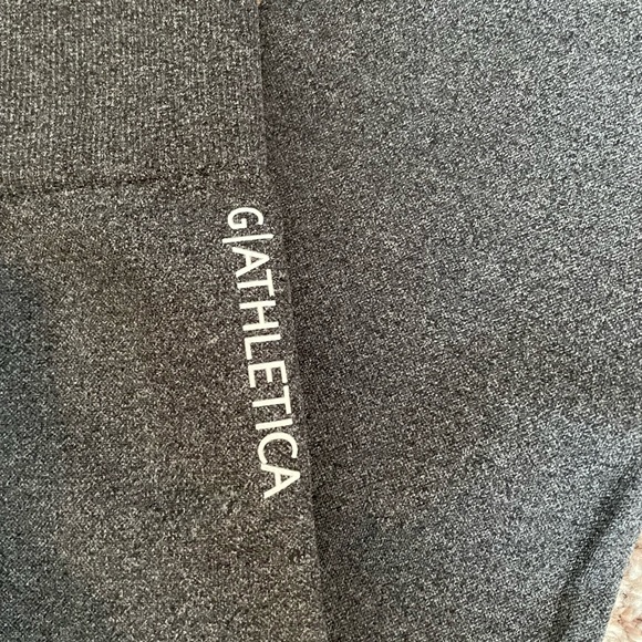 G| Athletica Seamless Leggings. Never worn. Size small. - Picture 4 of 4